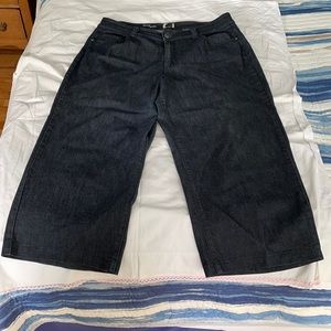Cropped, denim pants from Penningtons, size 18.
